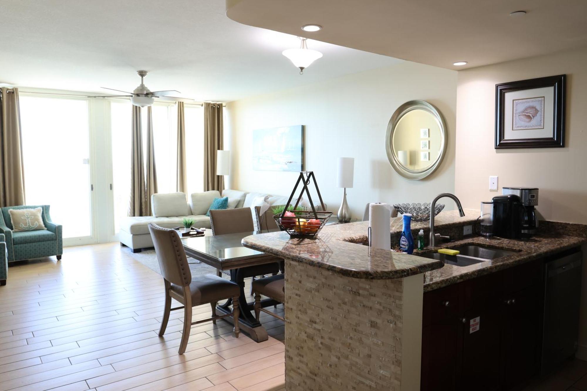 Aqua 1504 Beachfront With Free Chairs Appartement Panama City Beach