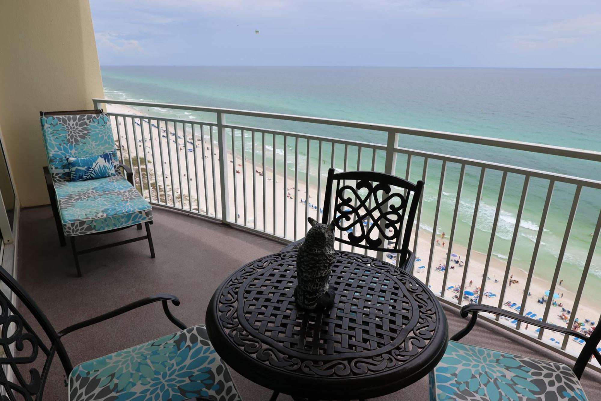 Aqua 1504 Beachfront With Free Chairs *