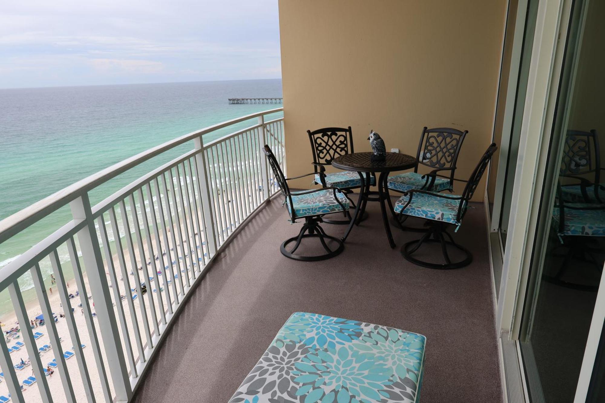 Aqua 1504 Beachfront With Free Chairs Panama City Beach